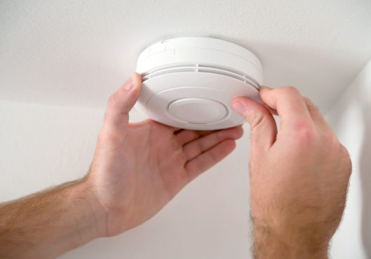 Changement de vos détecteurs de fumée - Habitation Moderne