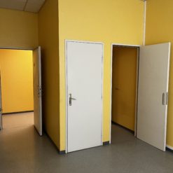 LOCAUX PROFESSIONNELS - STRASBOURG (Montagne Verte) - 195 m²