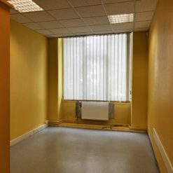 LOCAUX PROFESSIONNELS - STRASBOURG (Montagne Verte) - 195 m²