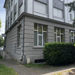 LOCAUX PROFESSIONNELS - STRASBOURG (Montagne Verte) - 195 m²